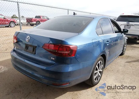 2017 Volkswagen Jetta 1.4T Se z USA, uszkodzony, nr VIN 3VWDB7AJ9HM203227